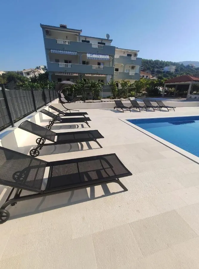 Apartment In Seget Vranjica With Sea View, Terrace, Air Conditioning, Wifi 5142-4