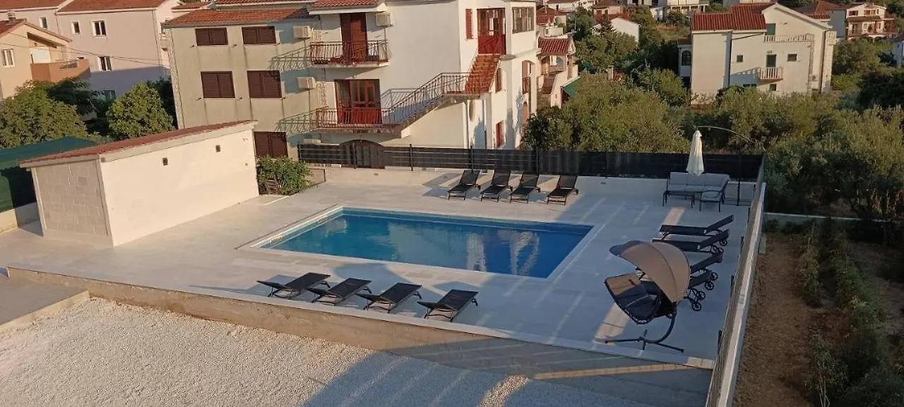 Apartment In Seget Vranjica With Sea View, Terrace, Air Conditioning, Wifi 5142-4