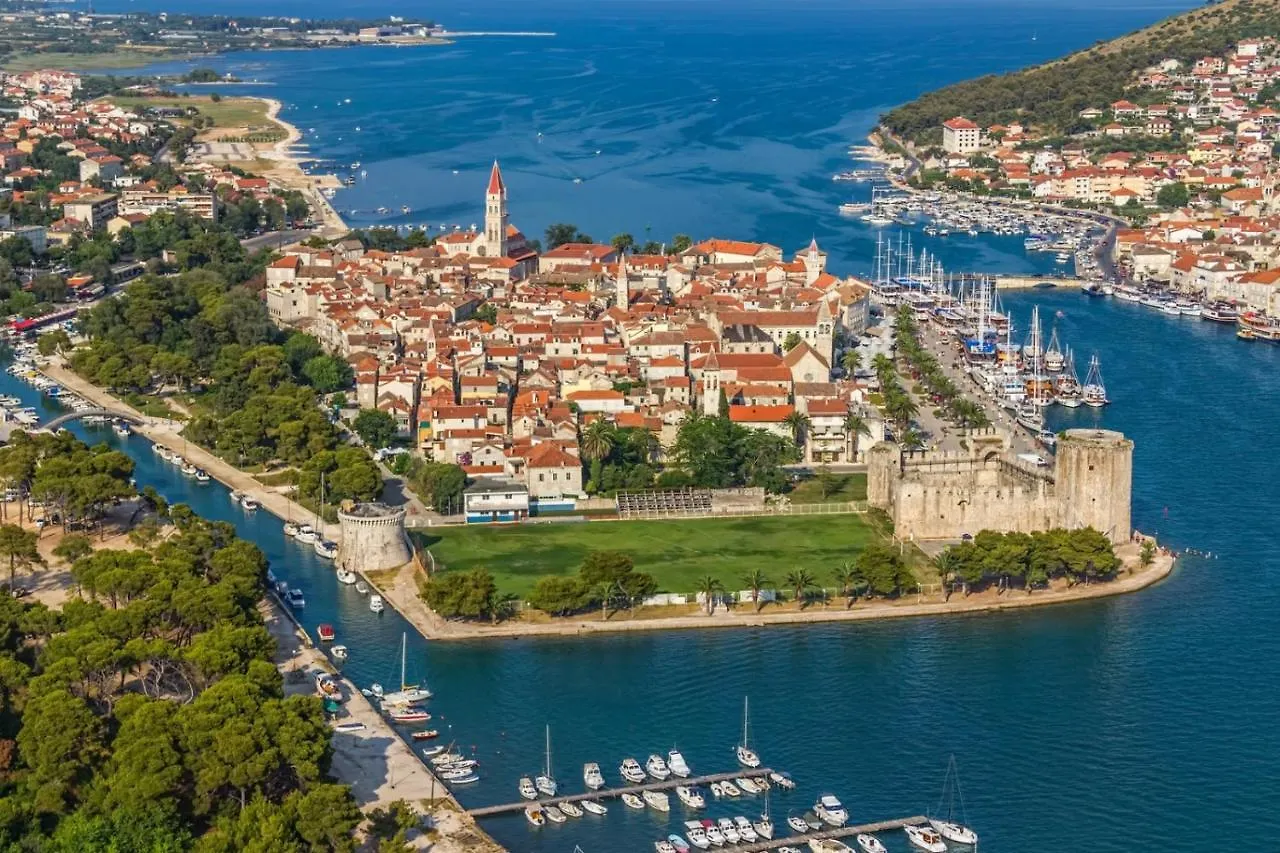 Apartment In Seget Vranjica With Sea View, Terrace, Air Conditioning, Wifi 5142-4 0*,  Croatia